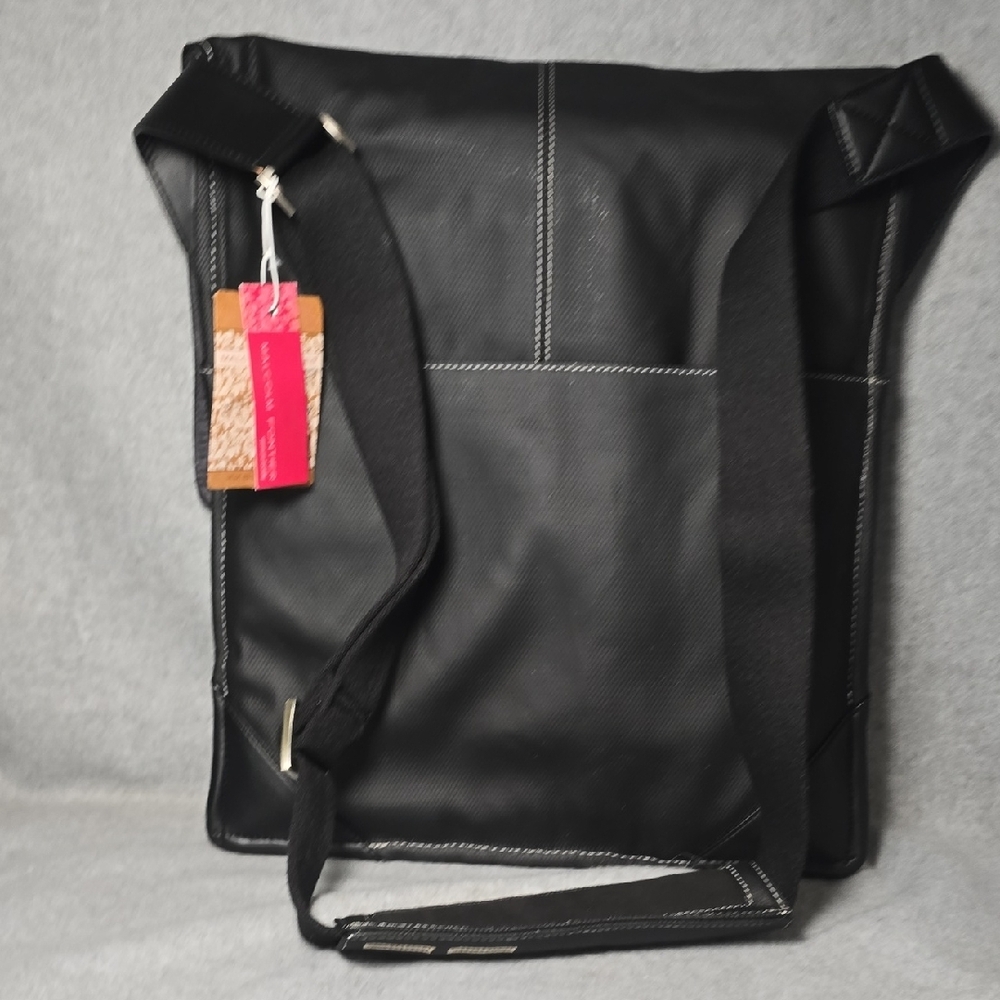 Malcolm Fontier The Entertainer Black Messenger Bag - Picture 3 of 11